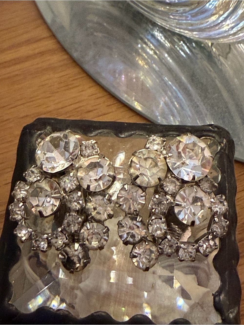 ✨1950s Rhodium Clear Rhinestone Swirl Cocktail Clip Earrings ✨